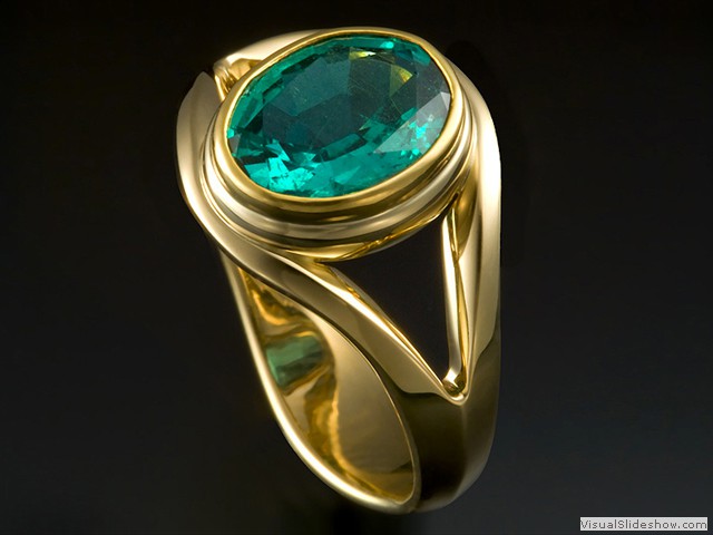 3ct Emerald - 18k and 22k Gold